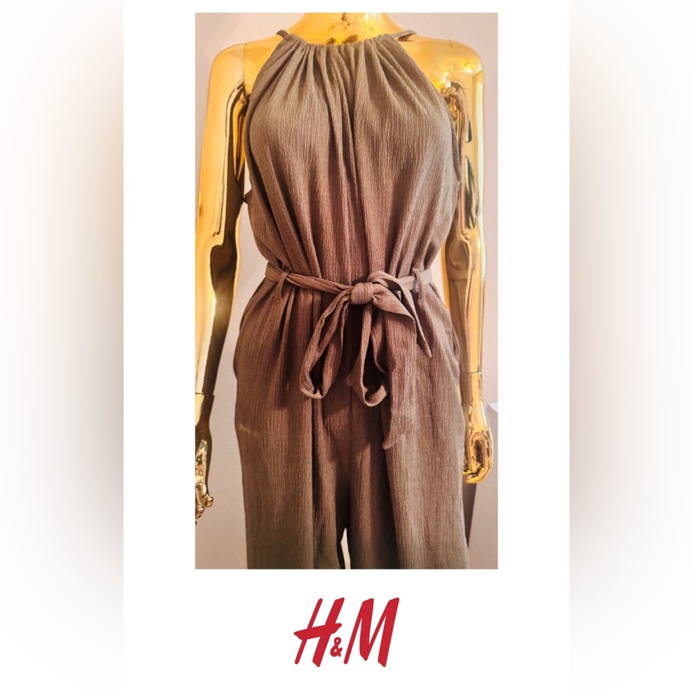 H&M Olive Green Sleeveless Belted Jumpsuit Halter Neck Casual Style, NWT, Size L